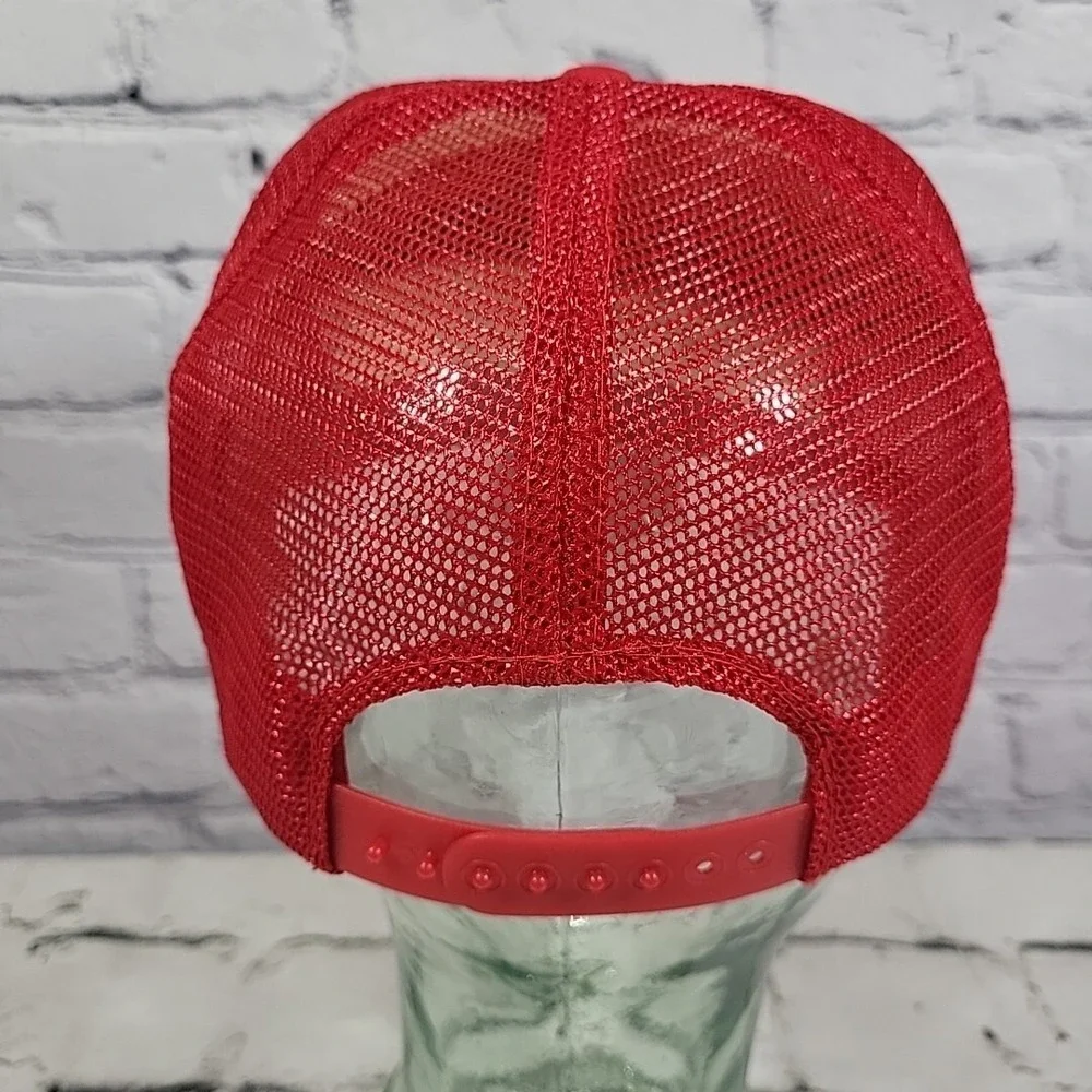 Vintage Trucker Hat Universal Drywall Mens‎ OSFA Red Mesh Snapback Cap